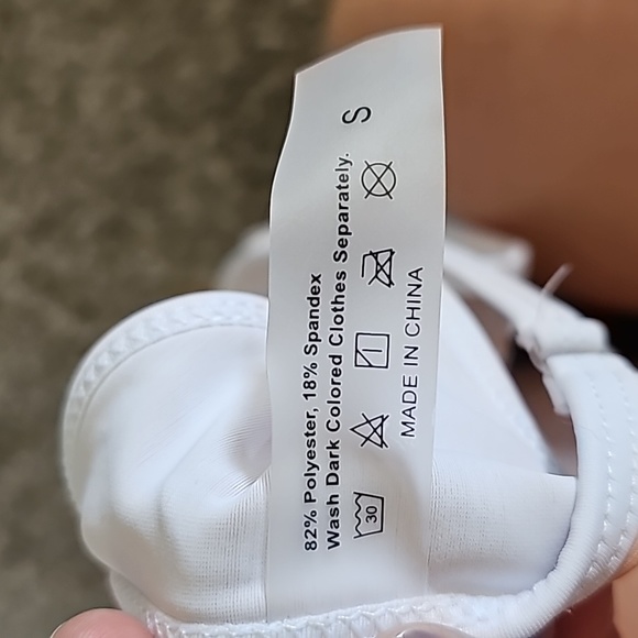 STUNNING NEW LACE/CROCHET TRANSPARENT STRING BIKINI - Picture 6 of 9